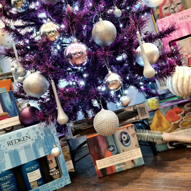Christmas at Honesty Hair Design